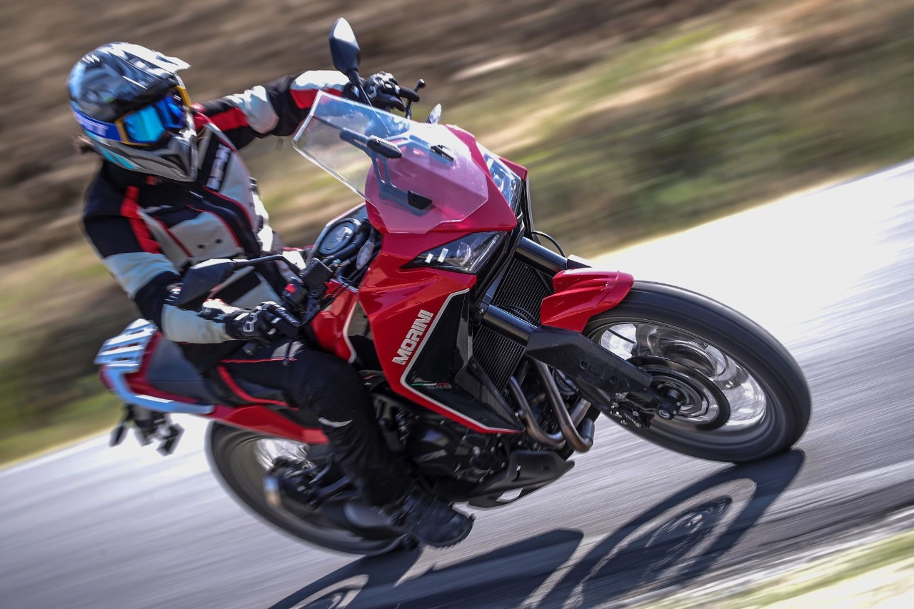 Moto Morini X-Cape: punto di FUGA